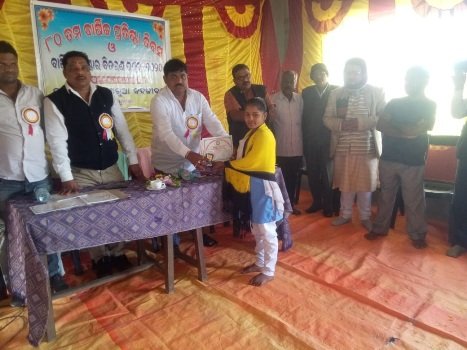 ଅରୁଆ କଦଳିବଣ ଉଚ୍ଚ ଶିକ୍ଷାଶ୍ରମର ପ୍ରତିଷ୍ଠା ଦିବସ ପାଳିତ