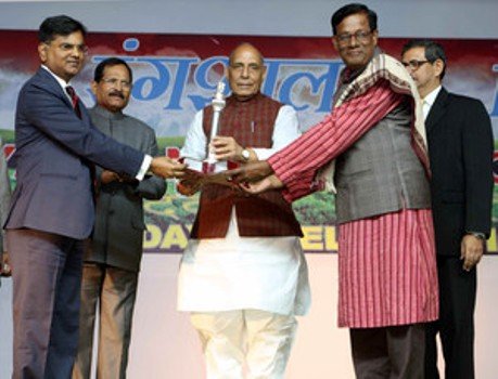 ସାଧାରଣତନ୍ତ୍ର ଦିବସ ସମାରୋହ ୨୦୨୦ ପୁରସ୍କାର ପ୍ରଦାନ କଲେ ପ୍ରତିରକ୍ଷା ମନ୍ତ୍ରୀ ରାଜନାଥ ସିଂ