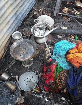 ଅଗ୍ନିକାଣ୍ଡରେ ୪ ବଖରା ଘରପୋଡି ପାଉଁଶ