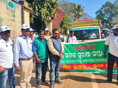  ସପ୍ତାହବ୍ୟାପୀ ସଡ଼କ ସୁରକ୍ଷା ସଚେତନତା ଅଭିଯାନ ଉଦଯାପିତ