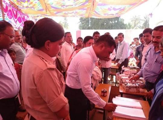 ଦୁର୍ଗମାଞ୍ଚଳରେ ସ୍ବାସ୍ଥ୍ୟ ସେବା ଯୋଗାଇ ଚର୍ଚ୍ଚାରେ ଡ.ଗୋପାଳ କୃର୍ଷ୍ଣ ସାହୁ