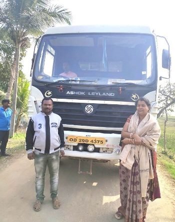 ବେଆଇନ ମାଲ ବୋଝେଇ ଗାଡିରୁ ୪୫ହଜାରଟଙ୍କା ଜୋରିମାନା ଆଦାୟ