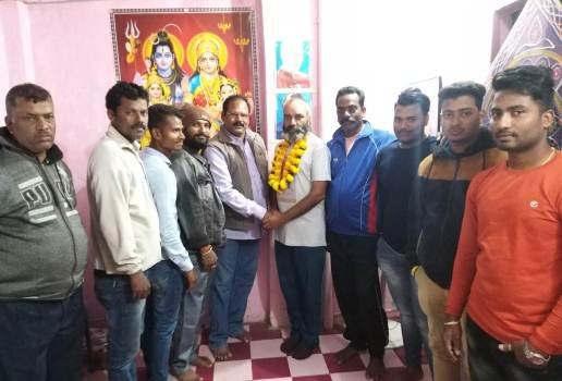 ଇଭିଏମ୍ ପ୍ରଚଳନ ବନ୍ଦ ସଚେତନତାକାରୀଙ୍କୁ ଛତ୍ରପୁର କଂଗ୍ରେସ ପକ୍ଷରୁ ସମ୍ବର୍ଦ୍ଧନା