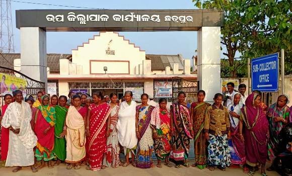 ଉପଜିଲ୍ଲାପାଳଙ୍କୁ ଭେଟିଲେ ମତ୍ସ୍ୟଜିବୀ