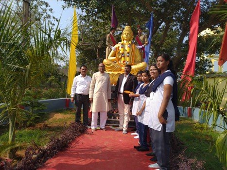 ମୁଣ୍ଡଳୀ ଜବାହର ନବୋଦୟ ବିଦ୍ୟାଳୟ ଛାତ୍ରଛାତ୍ରୀଙ୍କ ସହ ମାନବ ସମ୍ବଳ ବିକାଶ ରାଷ୍ଟ୍ରମନ୍ତ୍ରୀ