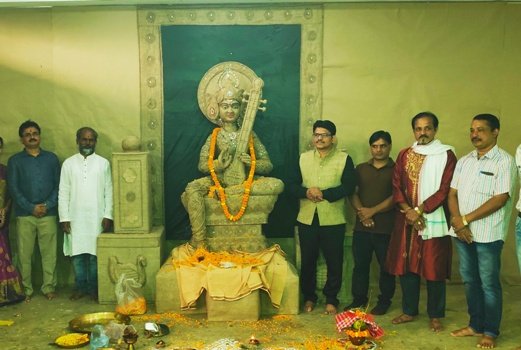 ଶାନ୍ତିସ୍ତୁପ ଧଉଳିଠରେ ନିଆରା ସରସ୍ୱତୀ ମୂର୍ତ୍ତି