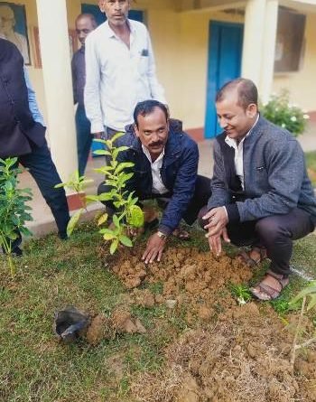 କନ୍ତିଆ ଜଗନ୍ନାଥ ସଂସ୍କୃତ ମହାବିଦ୍ୟାଳୟ, ବିଦ୍ୟାଳୟରେ ବୃକ୍ଷରୋପଣ