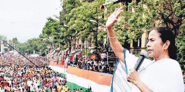 ନାଗରିକତା ଆଇନ ବିରୋଧରେ ବାହାରିଲେ ମମତା