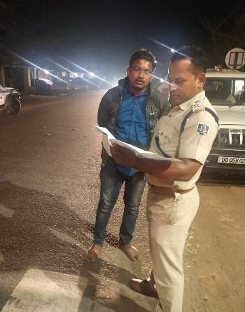 ପୋଲିସର ବ୍ଲକିଂ,ଚେକିଂ ଓ ମଦ୍ୟପ ଚାଳକ ଧରପଗଡ 