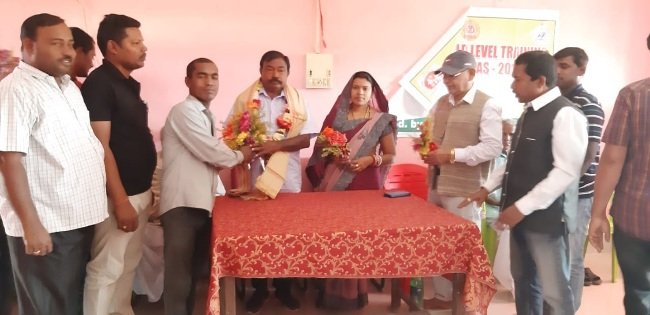 ବ୍ଲକ ବିଜେଡି ସଭାପତି ସୁରେନ୍ଦ୍ର ଓ ରମ୍ପାସ ସରପଞ୍ଚଙ୍କୁ ସମ୍ବର୍ଦ୍ଧନା