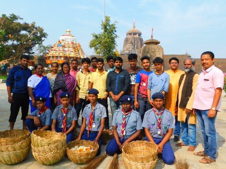 ଶ୍ରୀଲିଙ୍ଗରାଜ ମନ୍ଦିରରେ ଶ୍ରମଦାନ ଶିବିର