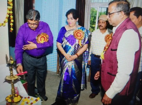 ଇଂରାଜୀସମ୍ମାନ ବିଭାଗର ରାଜ୍ୟସ୍ତରୀୟ ଆଲୋଚନାଚକ୍ର