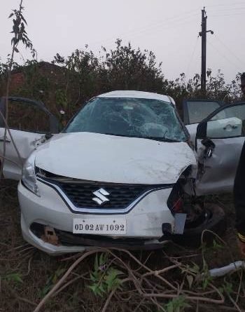 କାର୍ ଦୁର୍ଘଟଣା ରେ ଯୋଡା ମହିଳା ମହାବିଦ୍ୟାଳୟର ଅଧ୍ୟକ୍ଷା ଆହତ