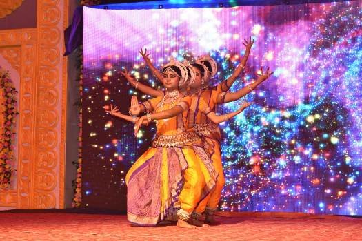 ଯୋଡା ମହୋତ୍ସବ ଦ୍ୱିତୀୟ ଦିନରେ ଝୁମିଲେ ଦର୍ଶକ