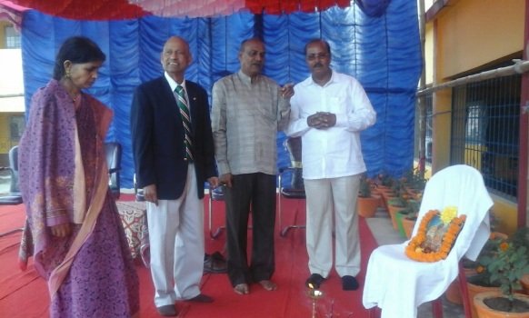 କେନ୍ଦ୍ରାପଡା ପବ୍ଲିକ ସ୍କୁଲ ପକ୍ଷରୁ ବୈଜ୍ଞାନିକ ପ୍ରଫେସର ଡଃ.ଦେବେନ୍ଦ୍ର କୁମାର ଦାସଙ୍କୁ ସମ୍ବର୍ଦ୍ଧନା