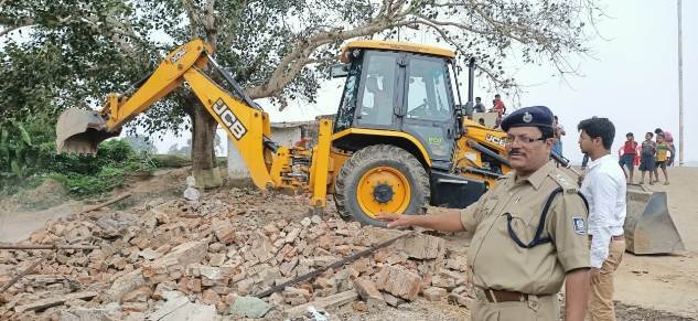 ଶହୀଦ ପ୍ରସନ୍ନ ସାହୁଙ୍କ ସ୍ମୃତି ସ୍ତମ୍ଭ ପାଇଁ ମାଜିଷ୍ଟ୍ରେଟଙ୍କ ଉପସ୍ଥିତିରେ ଜବର ଦଖଲ ଉଚ୍ଛେଦ