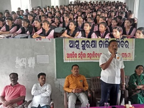 ପୋଲସରା ଆଞ୍ଚଳିକ ମହିଳା ମହାବିଦ୍ୟାଳୟରେ ଆତ୍ମ ସୁରକ୍ଷା ତାଲିମ ଶିବିର