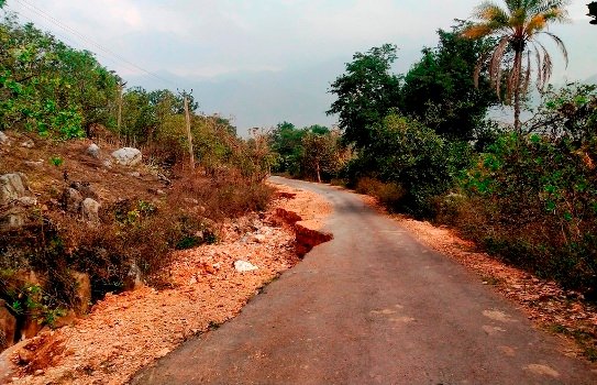 ତିତ୍‌ଲିରେ କ୍ଷତିଗ୍ରସ୍ତ ତୁମ୍ବା ରାସ୍ତା ଦେଢ ବର୍ଷ ପରେ ସୁଦ୍ଧା ପୁନରୁଦ୍ଧାର ହୋଇ ନାହିଁ