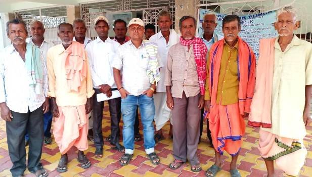 ଟୋକେନ ମିଳିନଥିବାରୁ ଚାଷୀଙ୍କ ଧାନ ବିକ୍ରି ହୋଇପାରିଲାନି