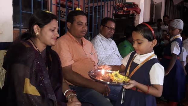 ଶିଶୁ ମନ୍ଦିର ରେ ମାତୃ ପିତୃ ପୂଜନ ଦିବସ.ପାଳିତ