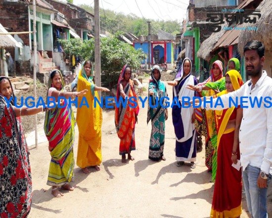 ଲକ୍ ଡ଼ାଉନରେ ଘରୁ ନ ବାହାରିବା ପାଇଁ ଶପଥ ପାଠ