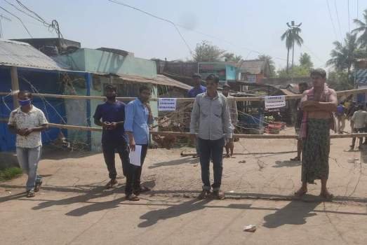 କରୋନା ଭୟ :ପୌରାଂଚଳ ସମେତ ଗ୍ରାମାଂଚଳରେ ପଡ଼ିଲାଣି ଅସ୍ଥାୟୀ ଫାଟକ