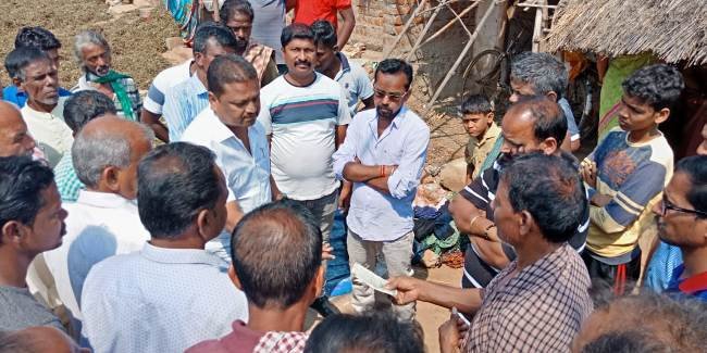 ମୃତ ଛାତ୍ରଙ୍କ ପରିବାରକୁ ସହାୟତାର ହାତ ବଢ଼ାଇଲେ ପୋଲସରା ବିଧାୟକ