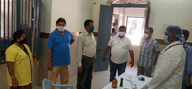 ରୋଟାରିଆନ ତାପସଙ୍କ ଦ୍ୱାରା ପିପିଇ ଉପକରଣ ବଣ୍ଟନ