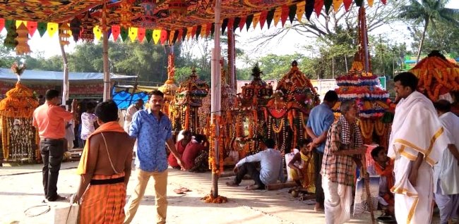 ଯମୁନା ସ୍ନାନରେ ଦୋଳ ମେଳଣ ଉତ୍ସବ