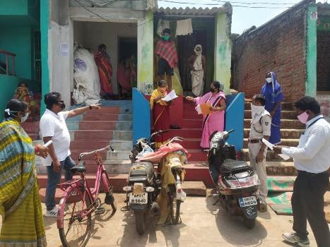 ଗଞ୍ଜାମ ବ୍ଳକ ସ୍ୱାସ୍ଥ୍ୟ ଯାଞ୍ଚ ଟିମର କାର୍ଯ୍ୟ ୟ ଅନୁଧ୍ୟାନ କଲେ ବିଡ଼ିଓ
