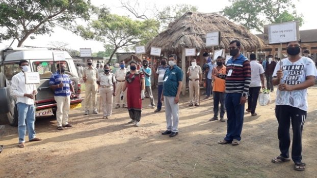 ସଚେତନତାର ବାର୍ତ୍ତା ବାଣ୍ଟିଲେ ପ୍ରଶାସନିକ ଅଧିକାରୀ ଓ ଗଣମାଧ୍ୟମ ପ୍ରତିନିଧି