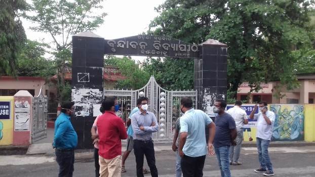 ପୌରାଂଚଳରେ ପ୍ରବାସୀଙ୍କ ସଙ୍ଗରୋଧ ସ୍ଥିତି ସମୀକ୍ଷା କଲେ ଉପଜିଲ୍ଲାପାଳ