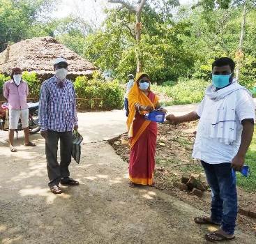 ଚାରିଗାଁ ଜେନାସାହିରେ ମାକ୍ସ ବାଣ୍ଟିଲା ସି.ଏଫ.ଡବ୍ଲ୍ୟୁ.ଏସ୍‌.ଡି