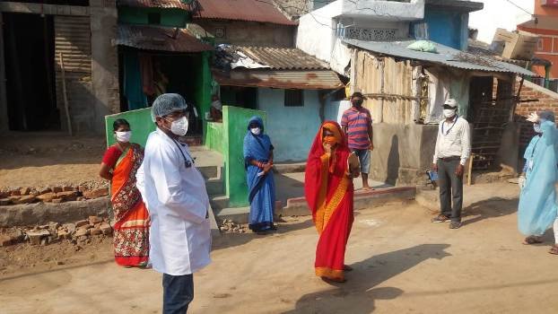 ଅସହ୍ୟ ଗରମ ସତ୍ତ୍ୱେ ଆର.ବି.ଏସ.କେ ଡାକ୍ତରଙ୍କ କରୋନା ସଚେତନତା କାର୍ଯ୍ୟକ୍ରମ