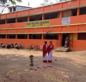 ବୁଗୁଡା ସରସ୍ୱତୀ ଶିଶୁ ବିଦ୍ୟା ମନ୍ଦିରରେ ହ୍ଵାଟ୍ସଆପ ମାଧ୍ୟମରେ ଶିକ୍ଷାଦାନ