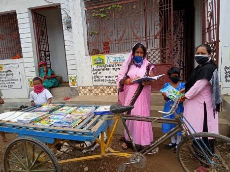 ବୁଗୁଡା ଏନଏସିରେ ପାଠ୍ୟ ପୁସ୍ତକ ବଣ୍ଟନ