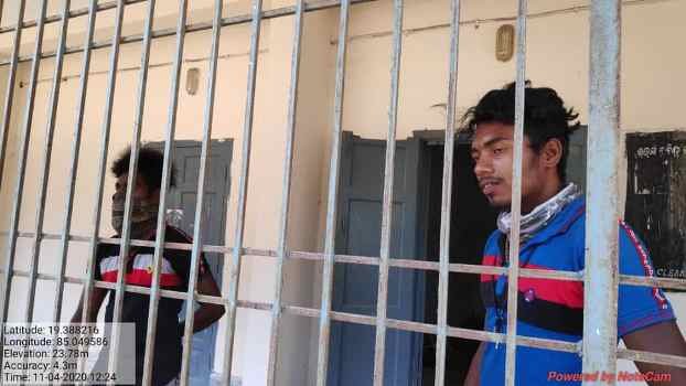 ଭୁବନେଶ୍ୱର କୁ ଚାଲିଯାଉଥିବା ବେଳେ ଦୁଇ ଯୁବକ ଙ୍କୁ ଗଞ୍ଜାମ ଜାତୀୟ ରାଜପଥ ରୁ ଉଦ୍ଧାର କଲା ପ୍ରଶାସନ