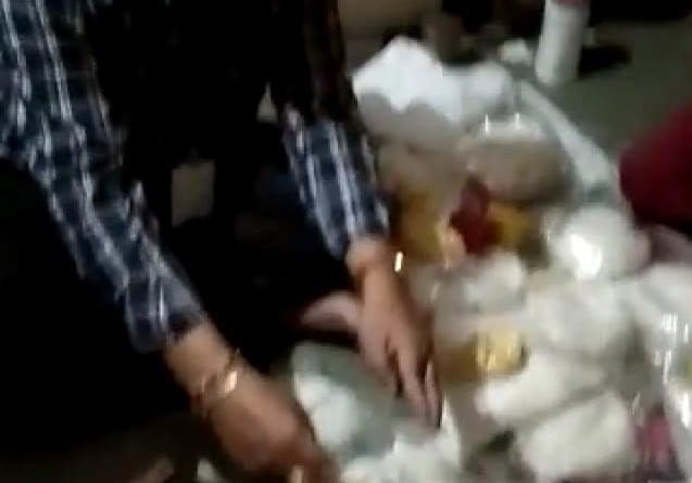 ବେଦାନ୍ତ ପକ୍ଷରୁ ସଚେତନ। ସହ ମାସ୍କ ବଣ୍ଟନ