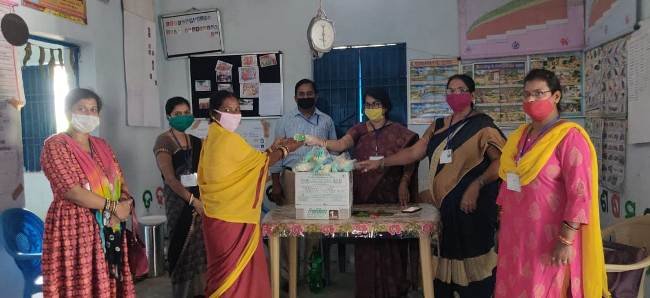 ବନାବାସୀ ସେବା ସମିତି ପକ୍ଷରୁ ୪୨ଟି ଅଙ୍ଗନୱାଡି କର୍ମୀ ଙ୍କୁ ସାନିଟାରୀ କୀଟ ପ୍ରଦାନ