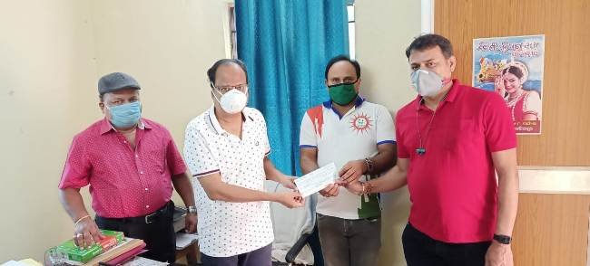 ସ୍ମାଇଲ ଚାରିଟେବୁଲ ଟ୍ରଷ୍ଟ ପକ୍ଷରୁ ମୁଖ୍ୟମନ୍ତ୍ରୀଙ୍କ କୋଭିଡ-୧୯ ରିଲିଫ ଫଣ୍ଡ କୁ ଆର୍ଥିକ ସହାୟତା