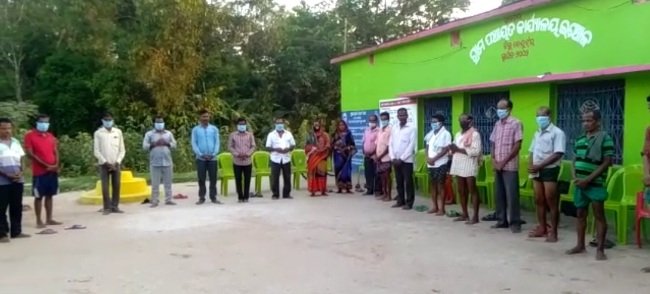 କରୋନା ଯୋଦ୍ଧାଙ୍କ ଉଦ୍ଦେଶ୍ୟରେ ବିଭିନ୍ନ ସ୍ଥାନରେ “ବନ୍ଦେ ଉତ୍କଳ ଜନନୀ” ଗାନ