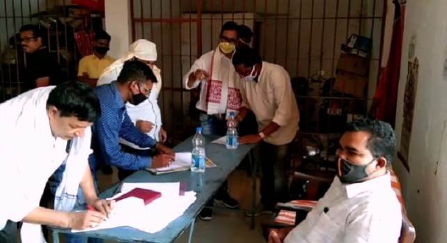 ଅନଲାଇନ ମଦ ବିକ୍ରି କୁ ବିରୋଧ କରି ଜିଲ୍ଲାପାଳଙ୍କ ସମେତ ରାଜ୍ୟ ସରକାରଙ୍କୁ ଦାବୀ