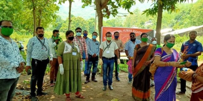 ଅନ୍ତର୍ଜାତୀୟ ମାନବାଧିକାର କାଉସିଲିଂ ପକ୍ଷରୁ କରୋନାକୁ ନେଇ ଗରିବ ଅସହାୟ ଲୋକଙ୍କୁ ରିଲିଫ୍ ବଣ୍ଟନ