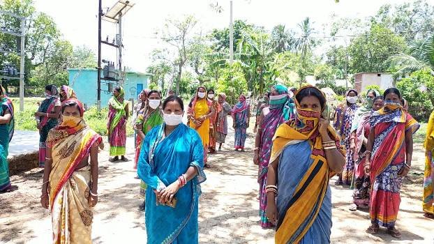 ସରକାରଙ୍କ ନିର୍ଦ୍ଦେଶକୁ ମାନୁ ନାହାନ୍ତି ଘରୋଇ ଅର୍ଥଲଗାଣକାରୀ ସଂସ୍ଥା