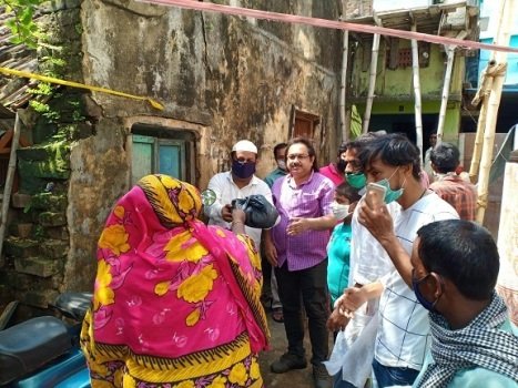 ଓଡିଶା ମୁସଲିମ ରିଜର୍ଭଭେସନ ମୁଭମେଂଟ ପକ୍ଷରୁ ଇଦ-ଉଲ-ଫିତର ଅବସରରେ ଗରୀବଙ୍କୁ ଶୁଖିଲା ଖାଦ୍ୟ ବଂଟନ