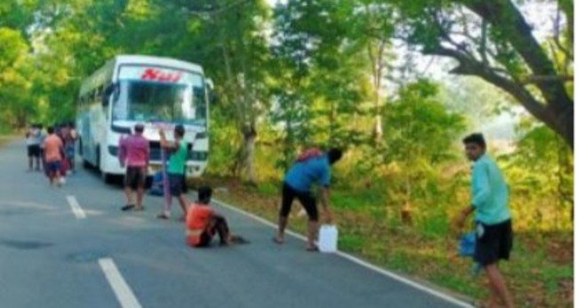 ପୋଖରୀରେ ଗାଧୋଇଲେ ସୁରଟ ଫେରନ୍ତା ରାସ୍ତା ଓ ପୋଖରୀ ସାନିଟାଇଜ କରିବାକୁ ଦାବୀ