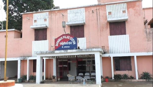 ଦାରିଙ୍ଗବାଡି କ୍ବାରେଣ୍ଟାଇନ୍ ସେଣ୍ଟର୍ ରେ ଯୁବତୀଙ୍କୁ ଦୁଷ୍କର୍ମ ଉଦ୍ୟମ ଅଭିଯୋଗ