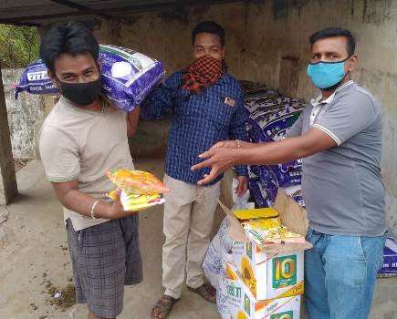 ସରକାର ଶୁଣିଲେନି ସଂଚିତ ପାଣ୍ଠିରେ ବାଣ୍ଟିଲେ ଅତ୍ୟାବଶ୍ୟକ ସାମଗ୍ରୀ