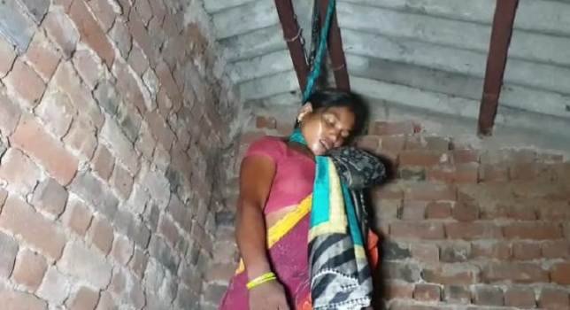 ଜୟପାଟଣା ଥାନା ଅଞ୍ଚଳରେ ଅଭାବନୀୟ ଘଟଣା ଘରୋଇ କଳହରୁ ମହିଳାଙ୍କ ଆତ୍ମହତ୍ୟା