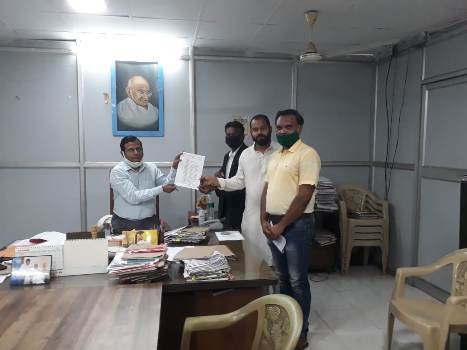 ଚୌଦ୍ୱାର ରେ ଟେକ୍ସଟାଇଲ ପାର୍କ ପ୍ରତିଷ୍ଠା ଦାବିରେ ଜିଲ୍ଲାପାଳ ଙ୍କୁ ସ୍ମାରକପତ୍ର